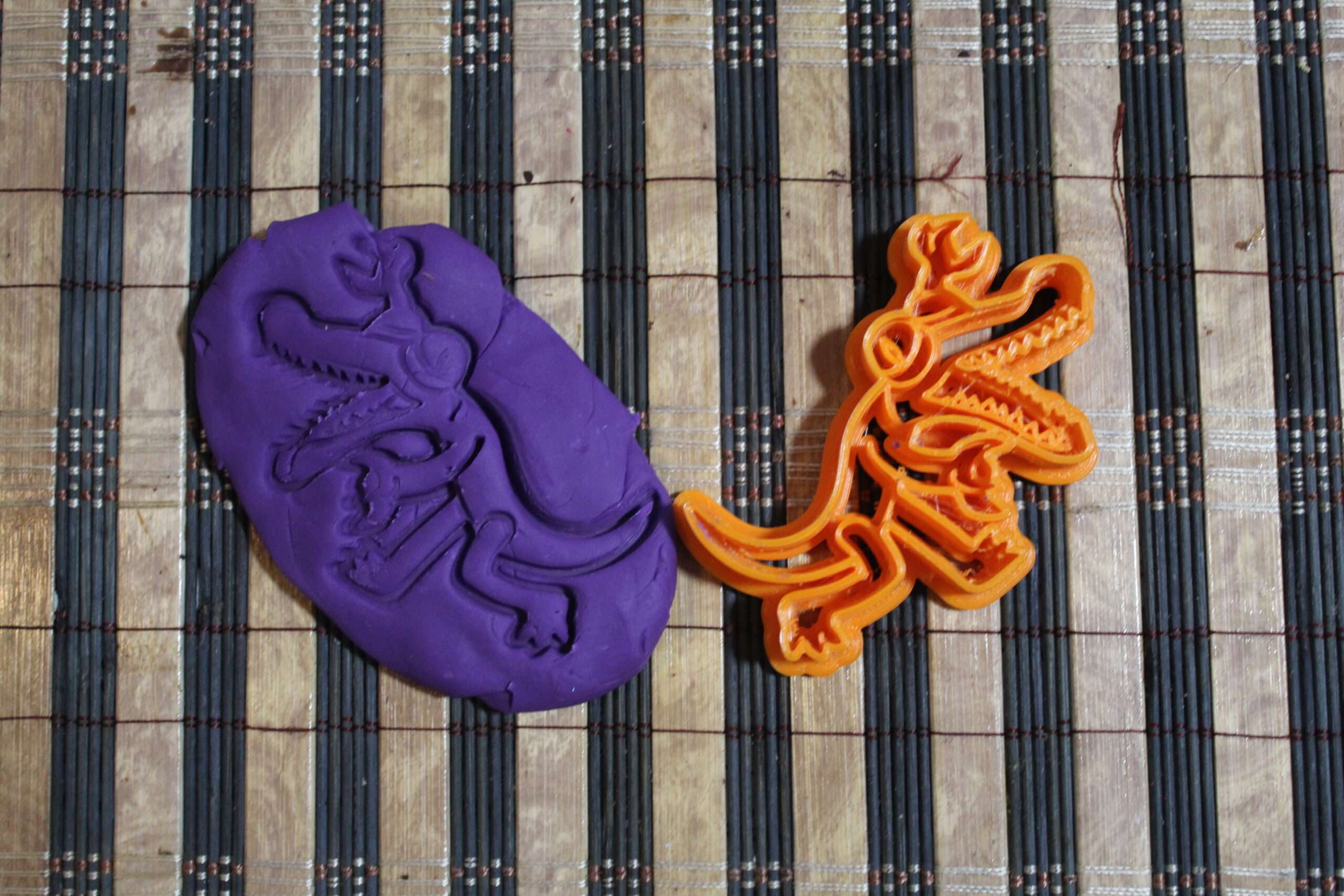 Cortador de Galletas Rainbow Friends – Diseño 3D - Imagen 7